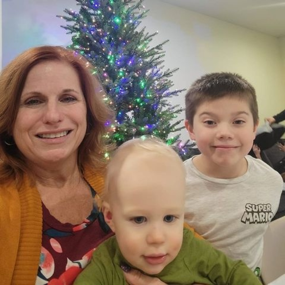 Meet your Posher, Sharon